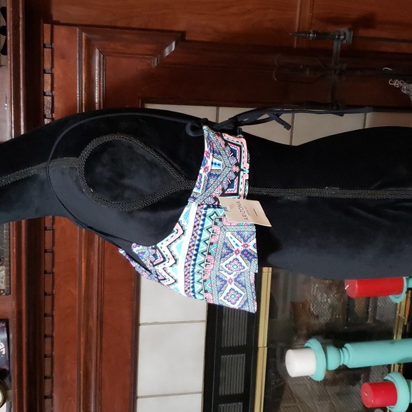 Bikini Top By Arizona jean Co. Size Small - Picture 4 of 6